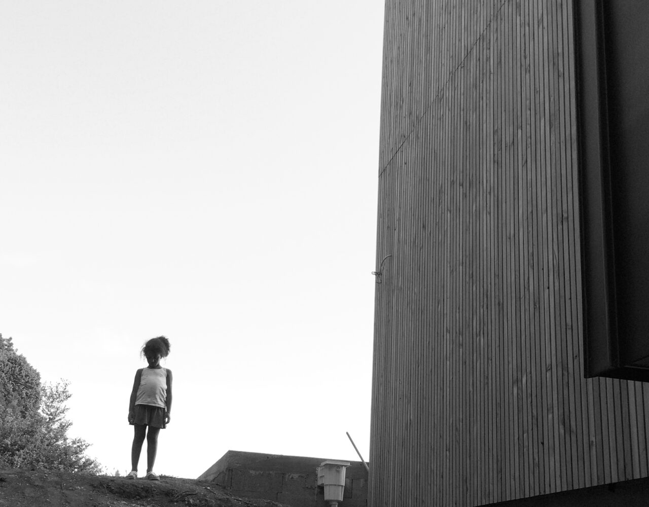 HAUTE COUTURE - photo extérieure vers piscine